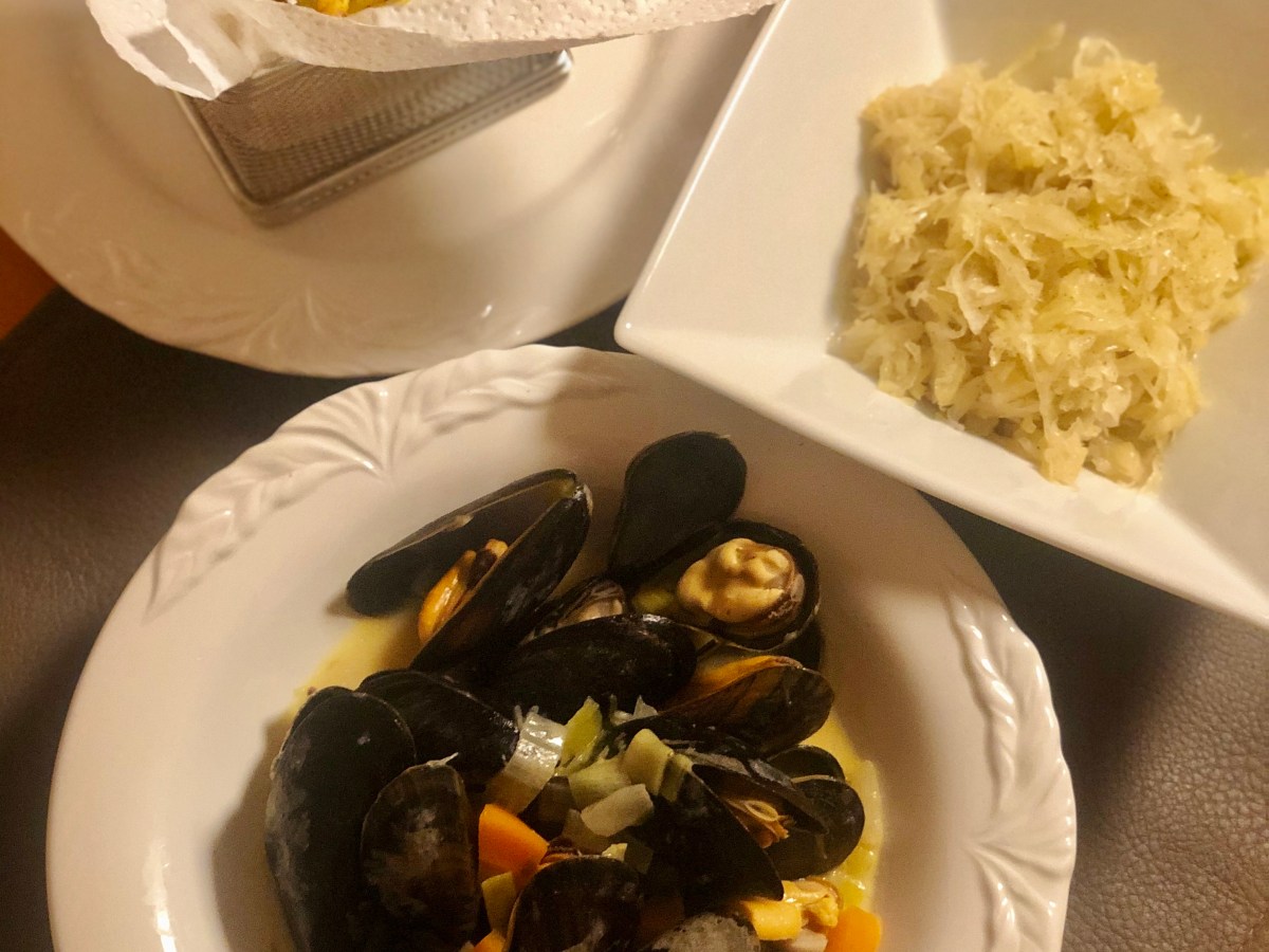 Moules frites mit caramelisiertem Vanille Sauerkraut